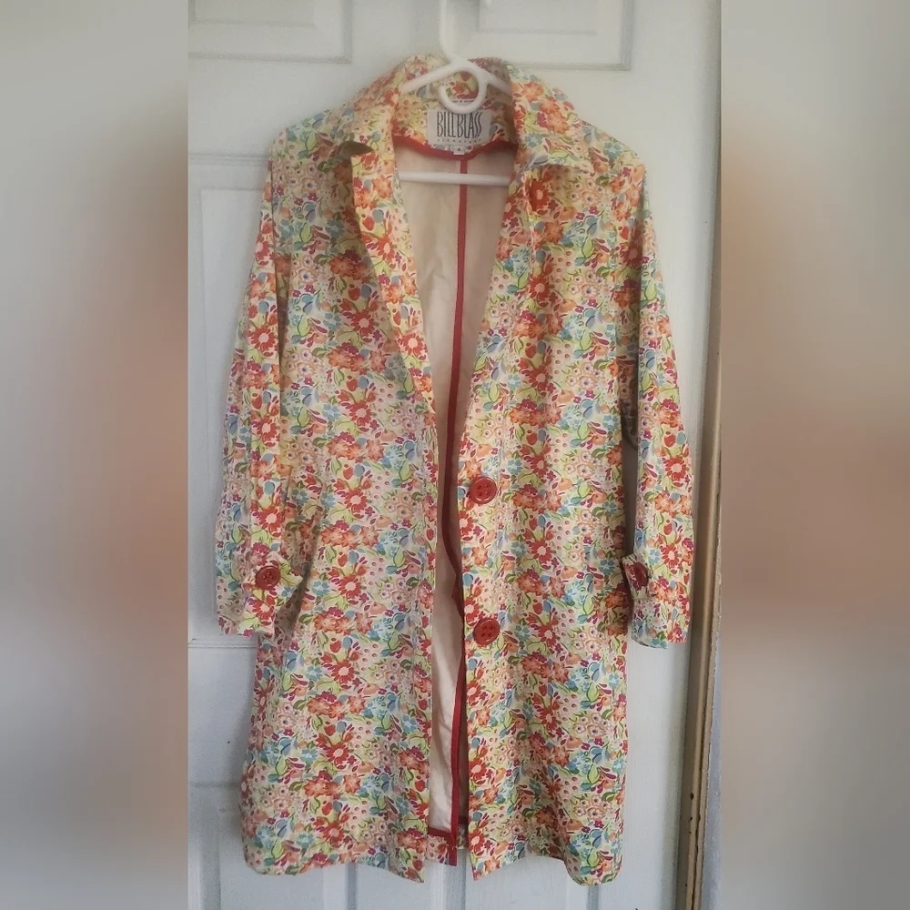 BILLBLASS ALL OVER FLORAL VINTAGE PRINT BUTTON DOWN COAT, SIZE 4 - Picture 3 of 8